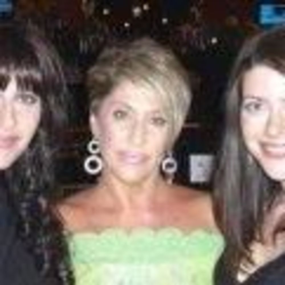 Meet your Posher, Zina